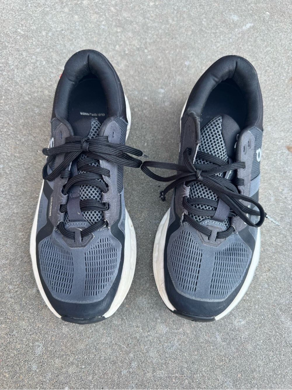 On Running Men's Athletic Shoes - Gray and Black